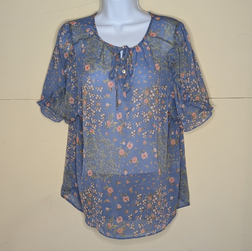 Status by Chenault Sheer Blouse Floral Print